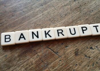 _pros and cons of bankruptcies in the UK